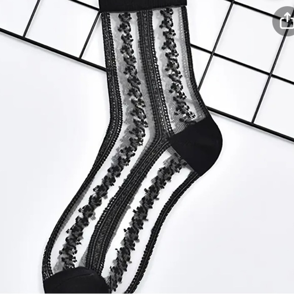 Black socks - Picture 4 of 7